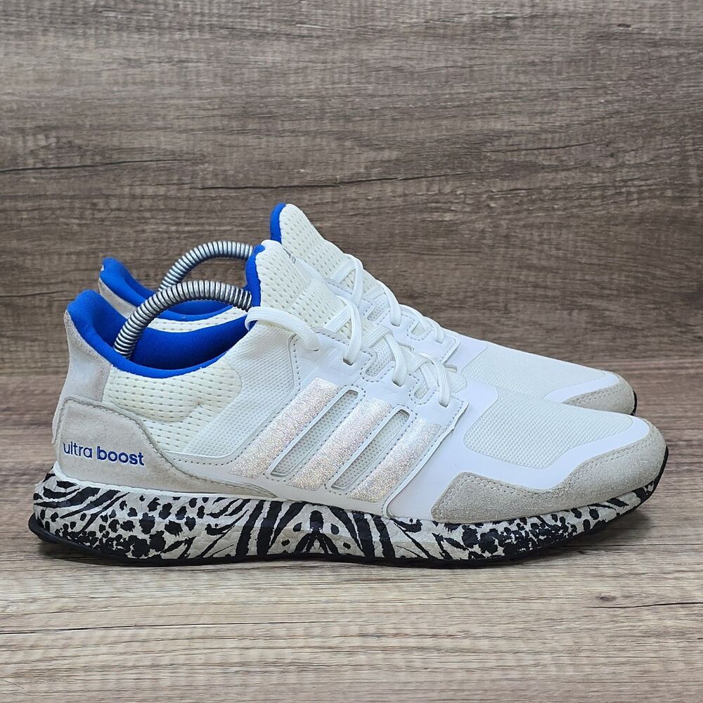 Adidas UltraBoost DNA Animalistic Print Women's Sz 9.5 White Gray Shoes (FW4909)